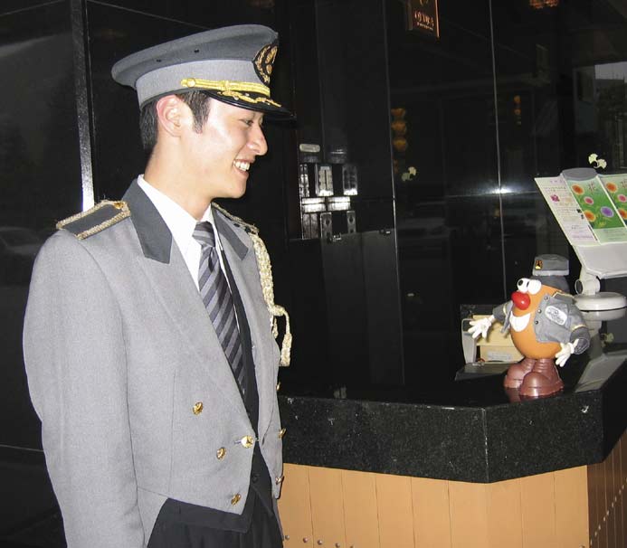 Spud reports for duty at the Hotel Okura