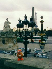 Spud tries to pose for a shot at the Place de la Concorde