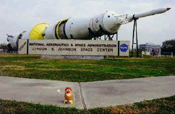 Spud arrives at the Lyndon B. Johnson Space Center